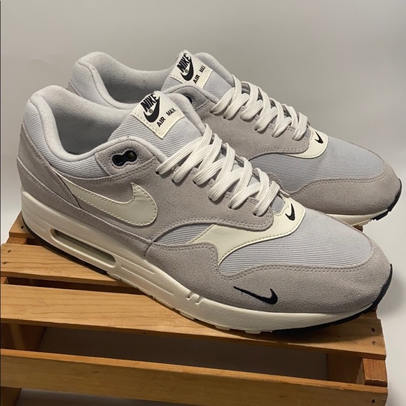 air max 1 mini swoosh pure platinum